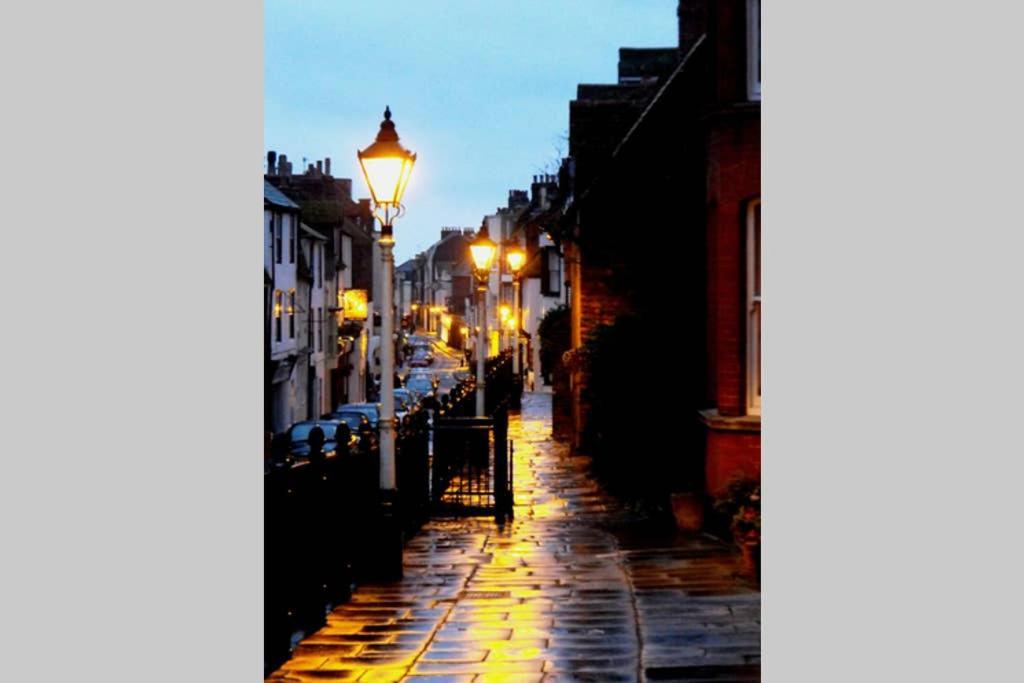 Stunning 18Th Century 5 Bed House Old-Town Hastings Vila Exterior foto
