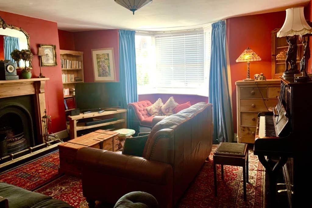 Stunning 18Th Century 5 Bed House Old-Town Hastings Vila Exterior foto